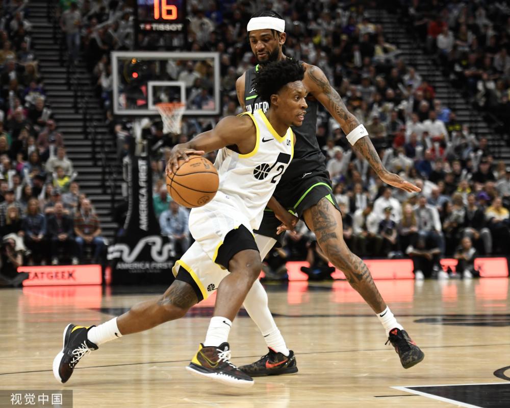 背后的红牛 背后的红牛